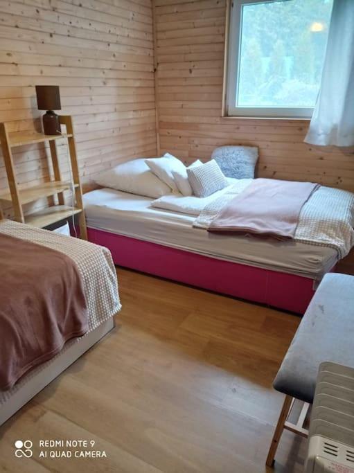 Basiowka Nad Jeziorem Boszkowo Bagian luar foto